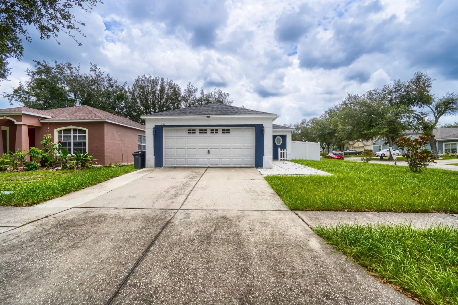 701 Periwinkle Pointe Pl Property Photo 1