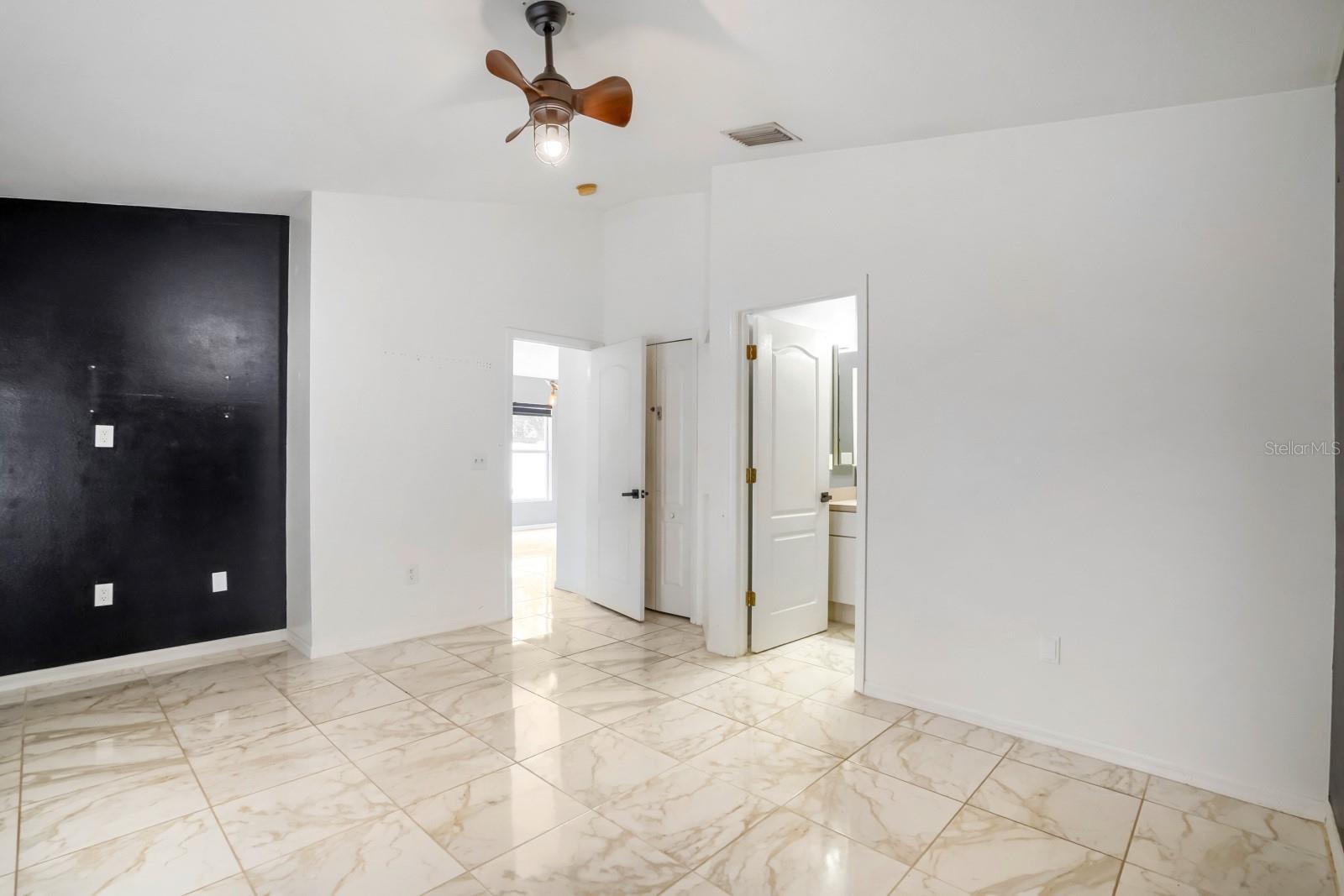 701 Periwinkle Pointe Pl Property Photo 12