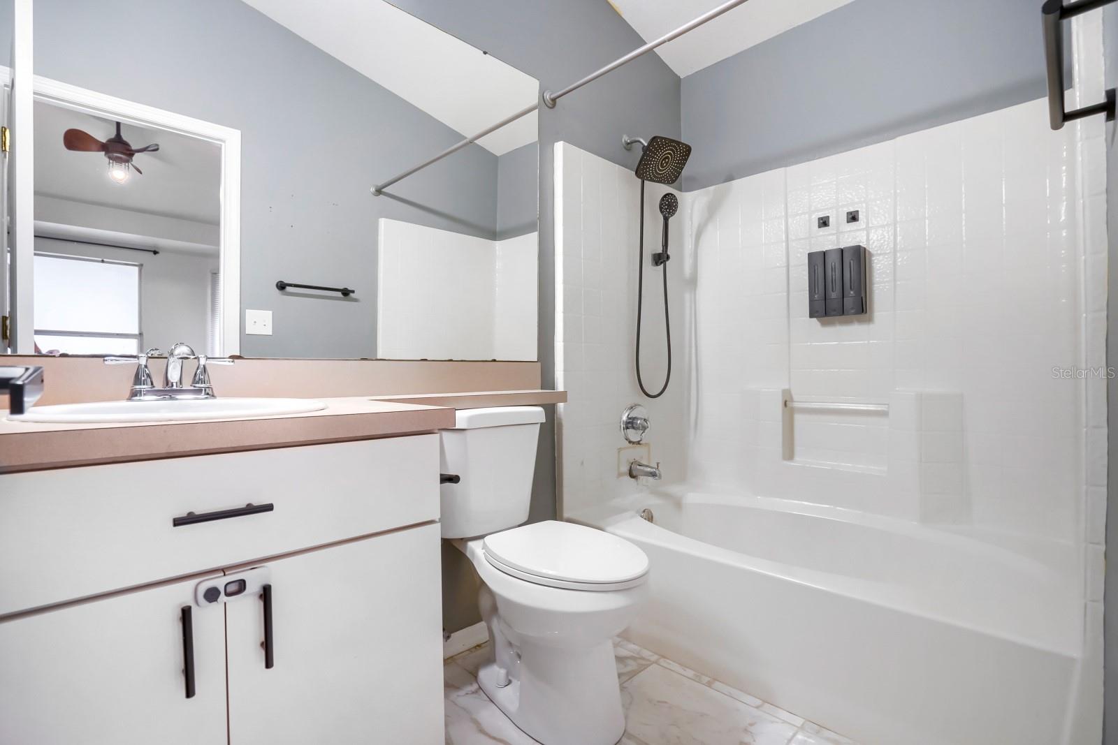 701 Periwinkle Pointe Pl Property Photo 22