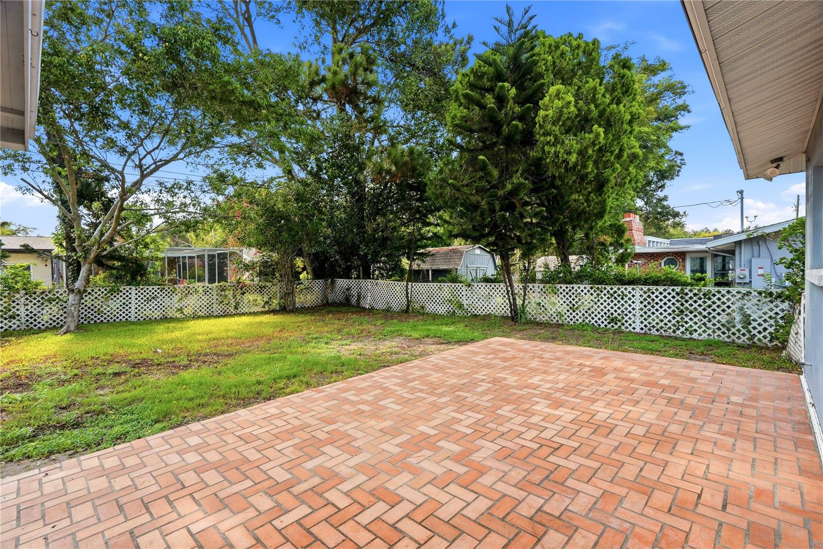 1628 S Highland Ave Property Photo 25