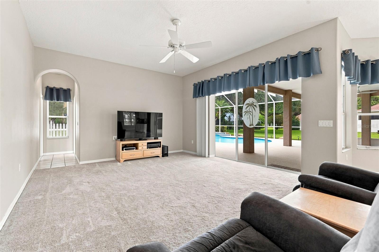 13756 Dowling Ln Property Photo 35