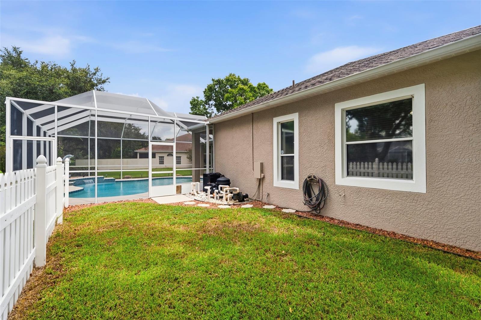 13756 Dowling Ln Property Photo 63