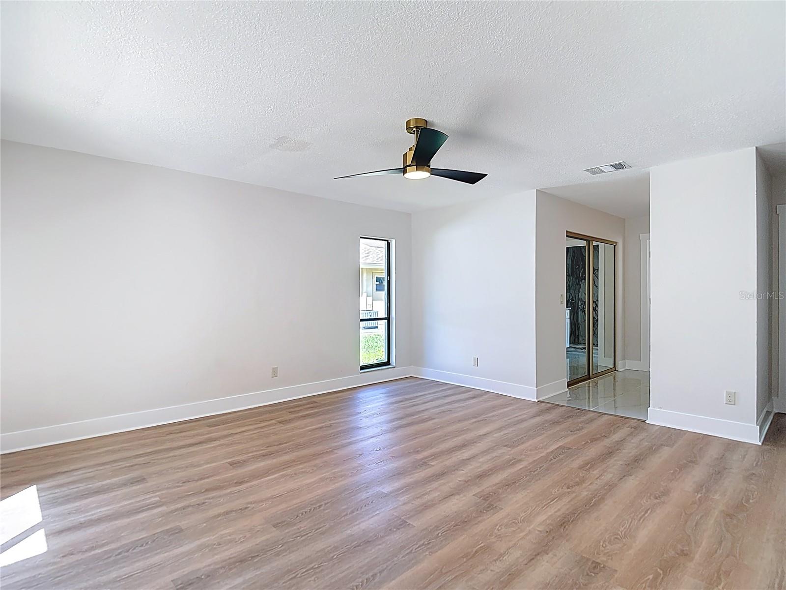 4072 Belmoor Dr Property Photo 35