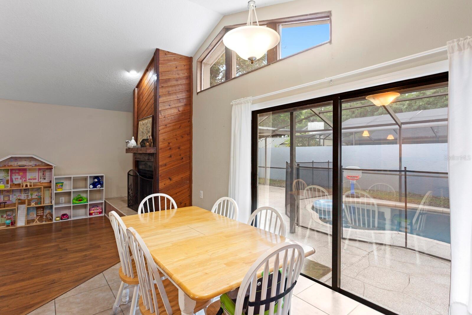12803 Rain Forest St Property Photo 13