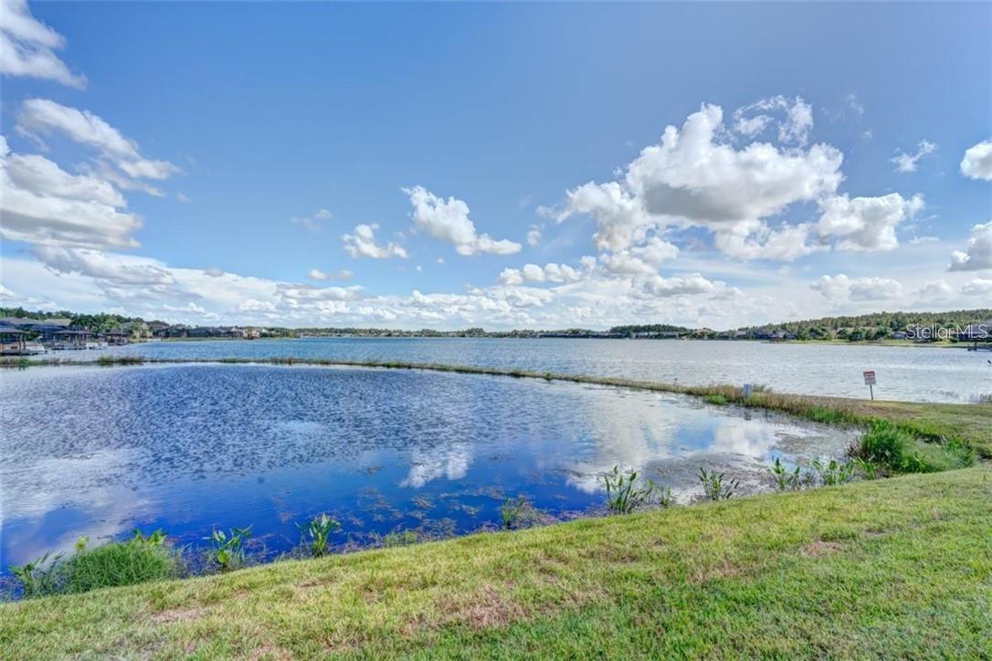 16215 Ivy Lake Dr Property Photo 4