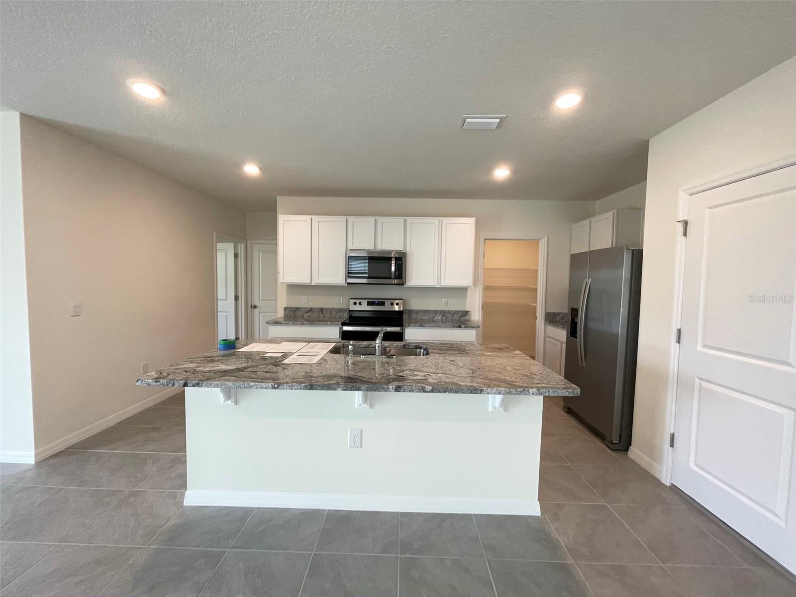 30859 Penny Surf Loop Property Photo 4