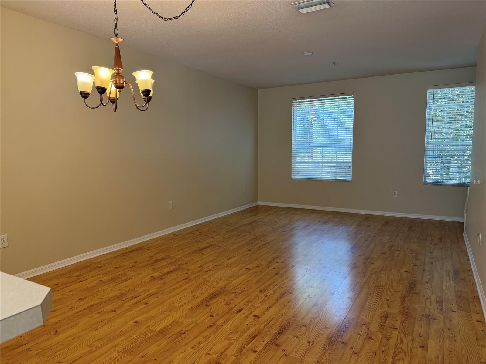 3146 Bayshore Oaks Dr Property Photo 8