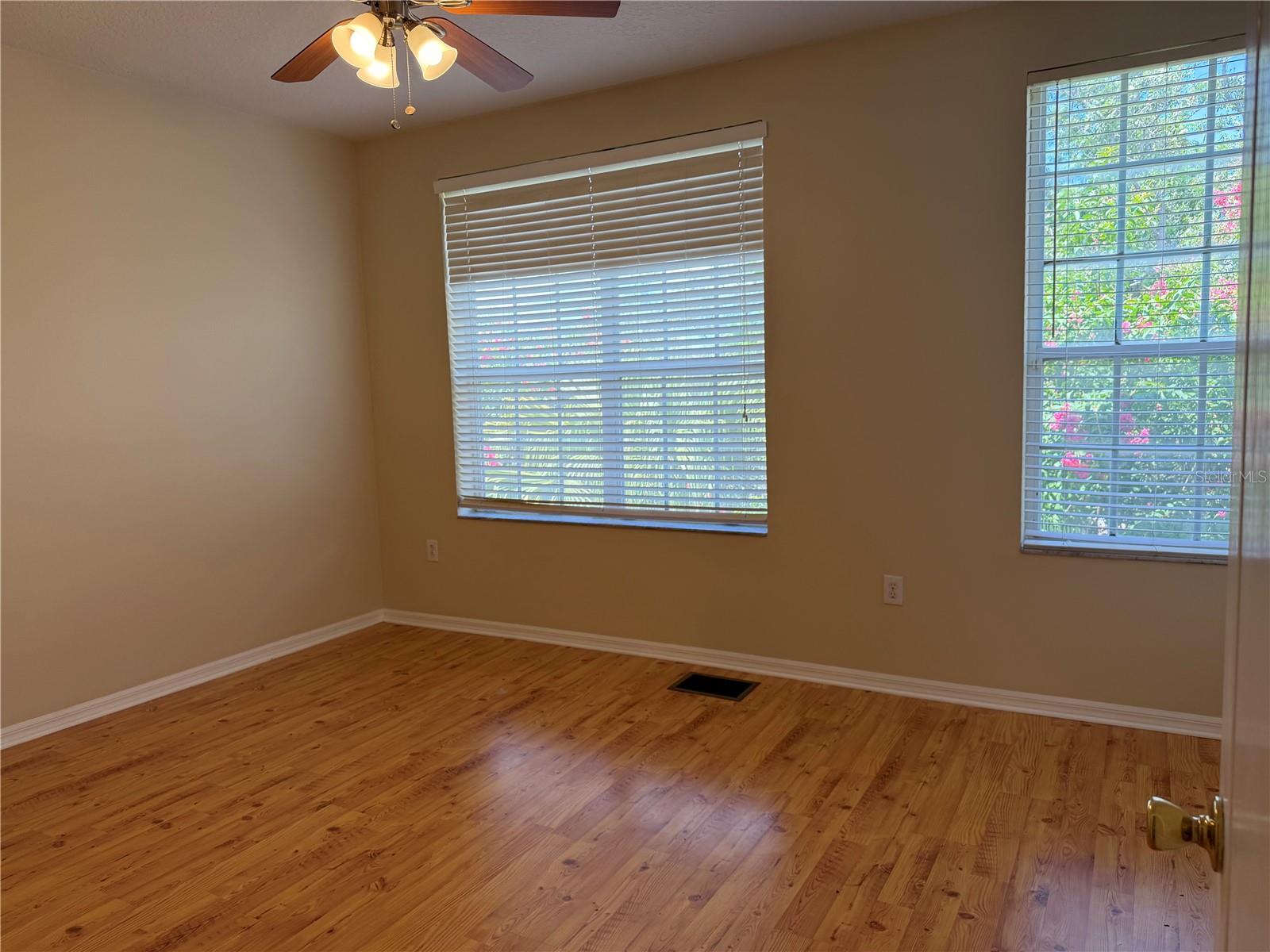 3146 Bayshore Oaks Dr Property Photo 12