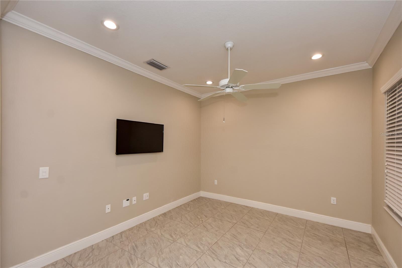 7408 Ridgelake Cir Property Photo 7
