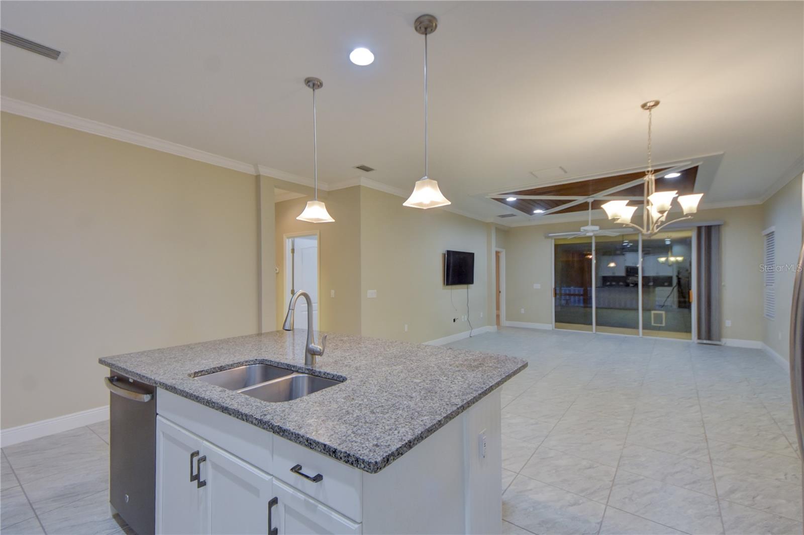 7408 Ridgelake Cir Property Photo 16