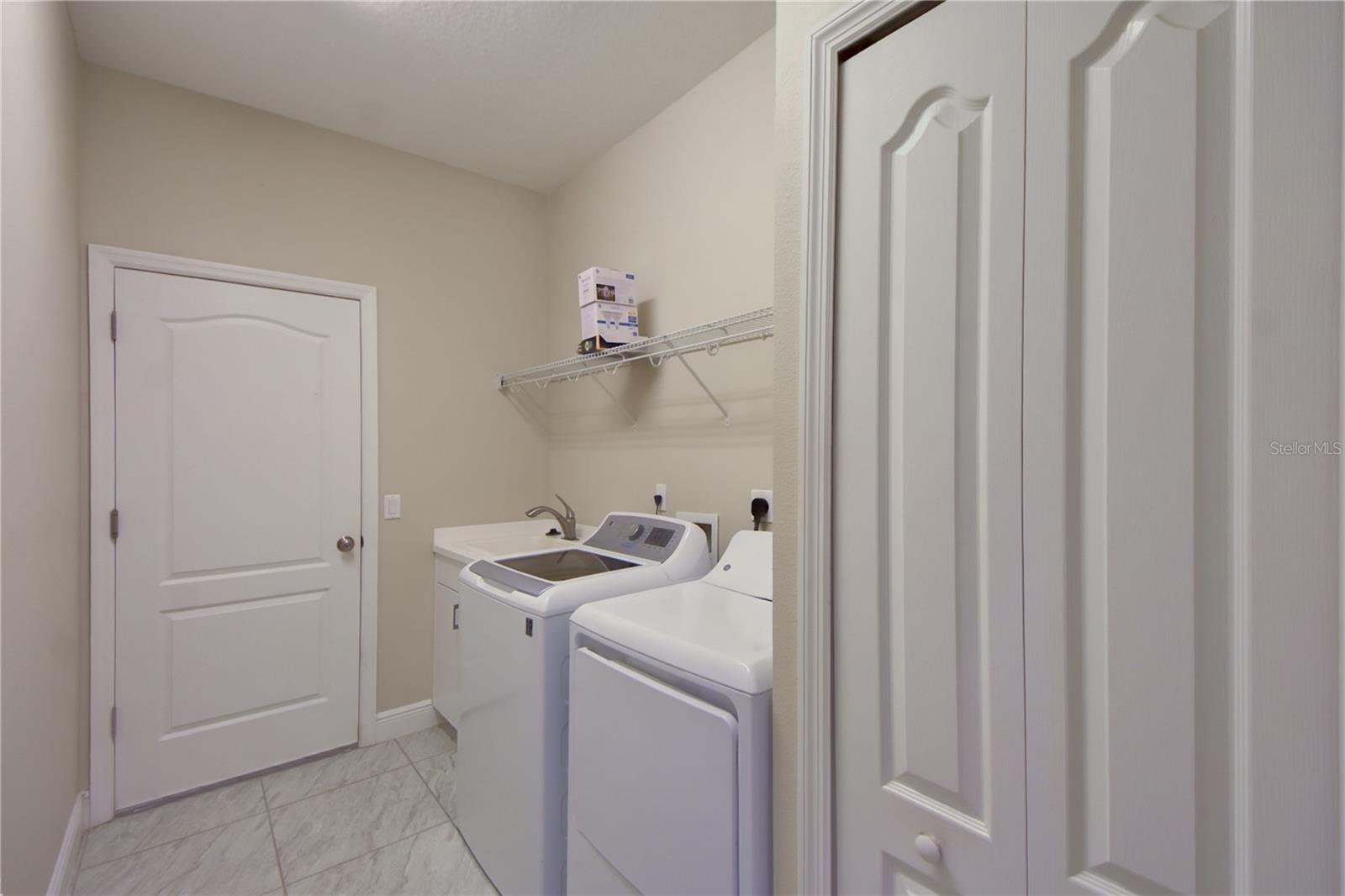 7408 Ridgelake Cir Property Photo 22