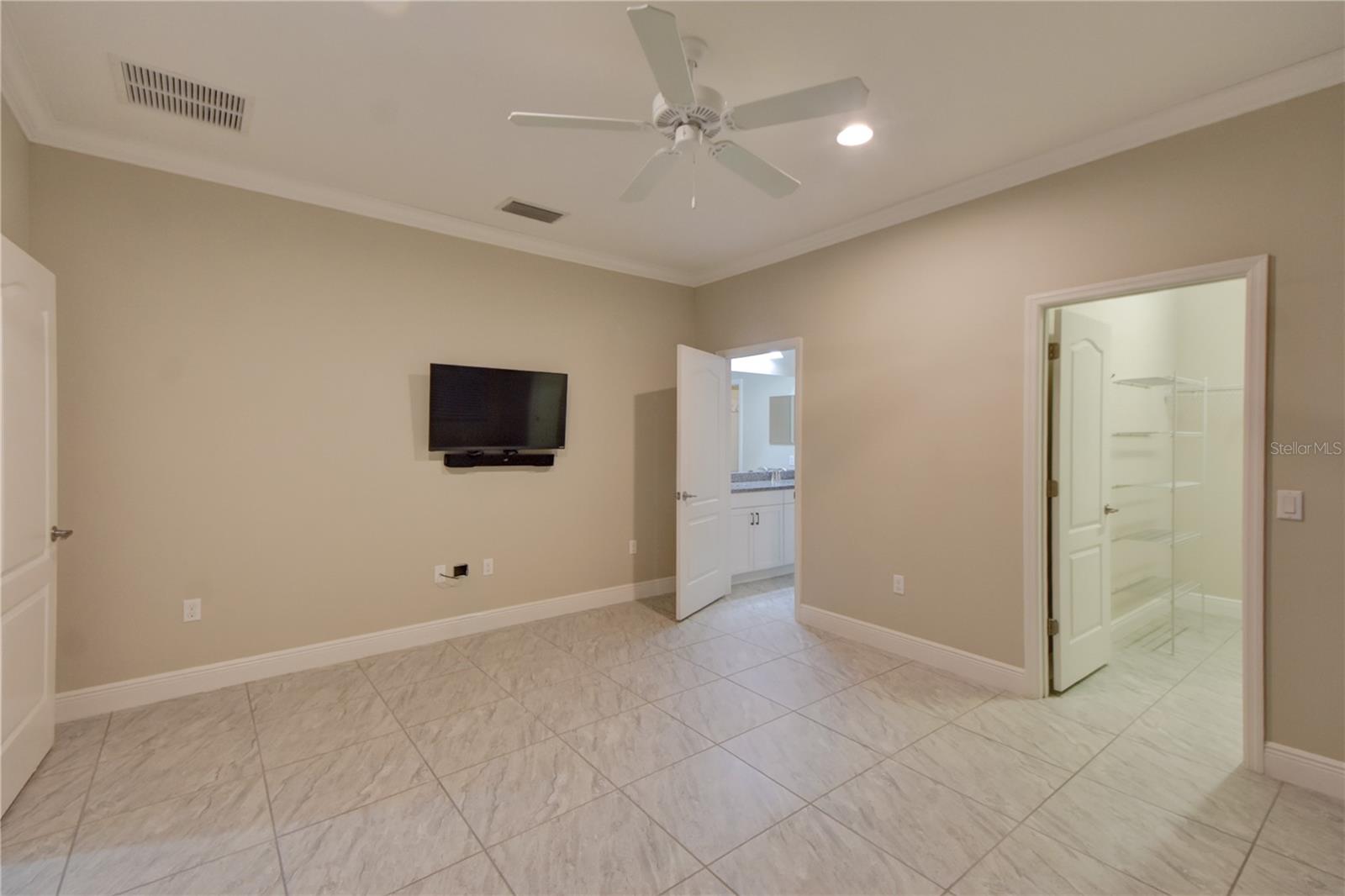 7408 Ridgelake Cir Property Photo 23
