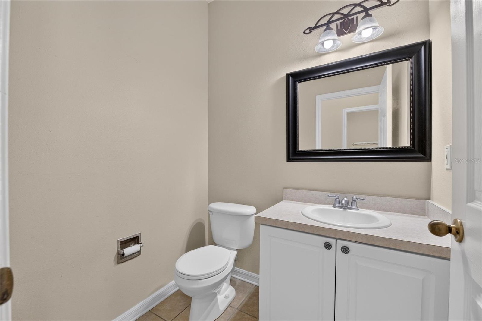 24519 Breezy Oak Ct Property Photo 10