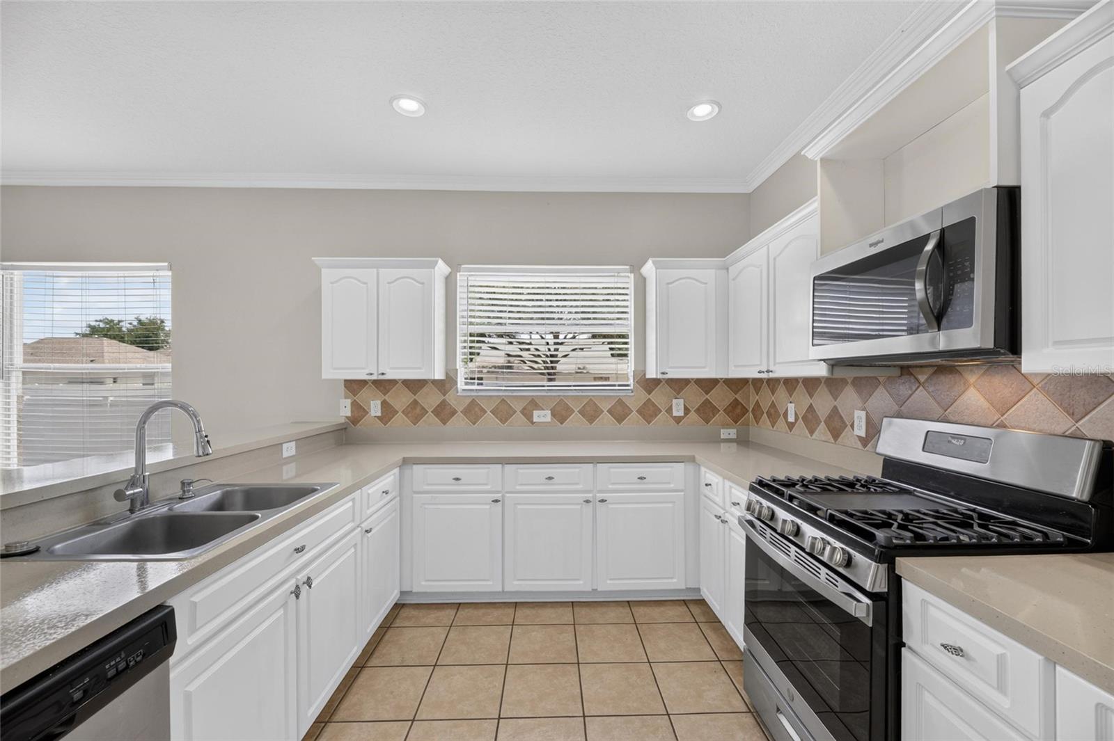 24519 Breezy Oak Ct Property Photo 19