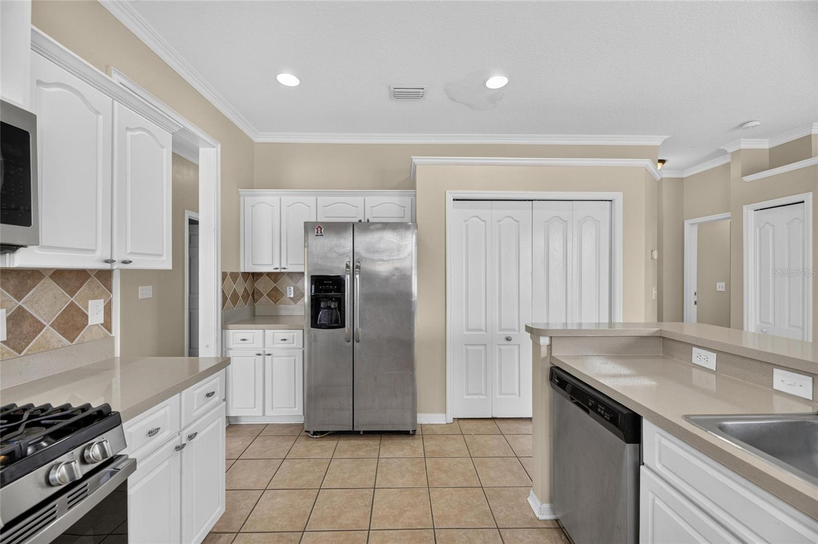 24519 Breezy Oak Ct Property Photo 25