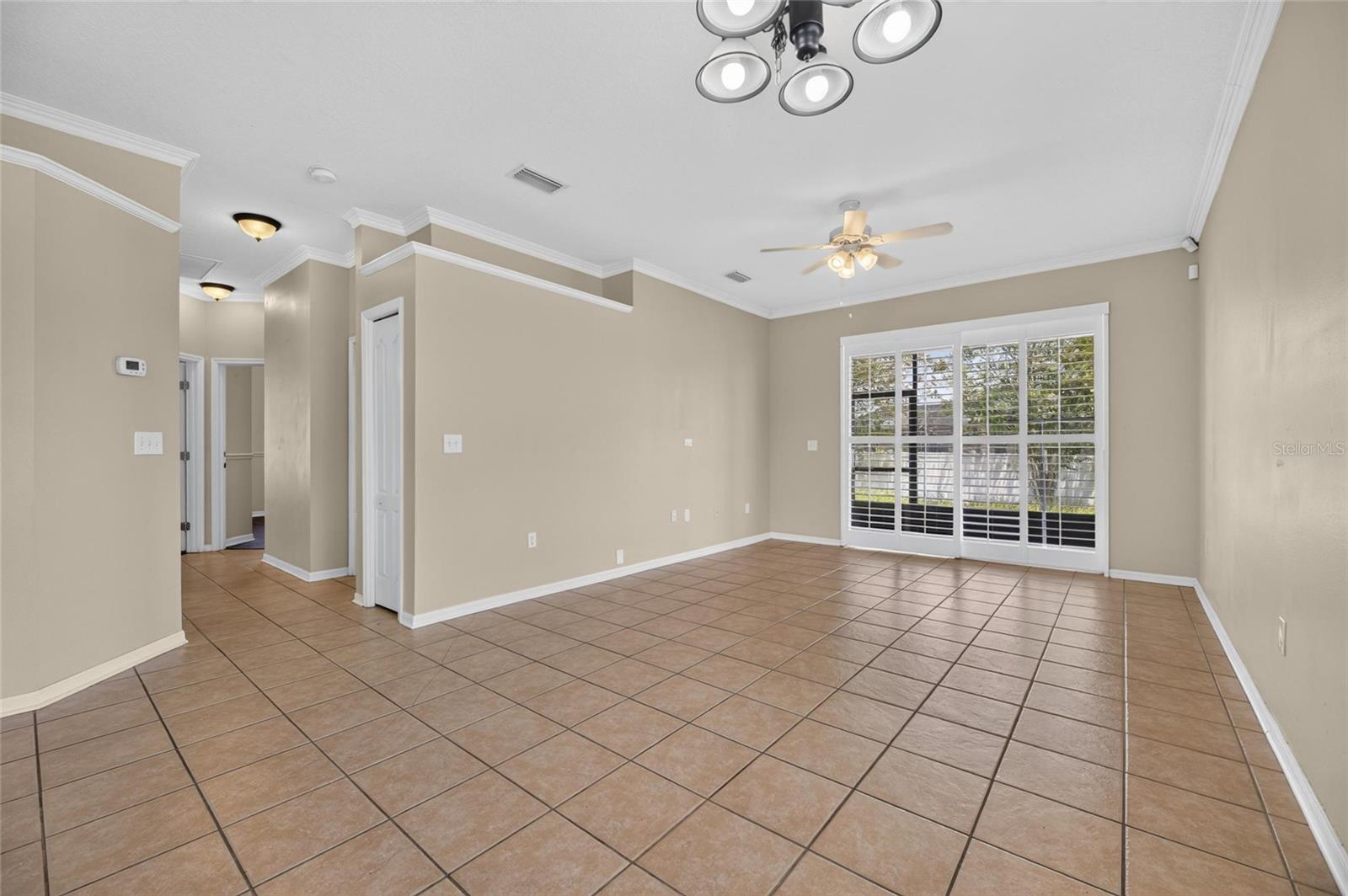 24519 Breezy Oak Ct Property Photo 28