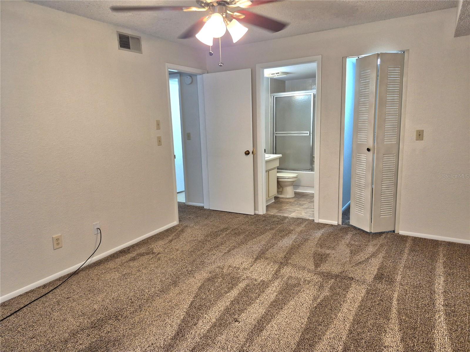 3025 Bonaventure Cir #101 Property Photo 11