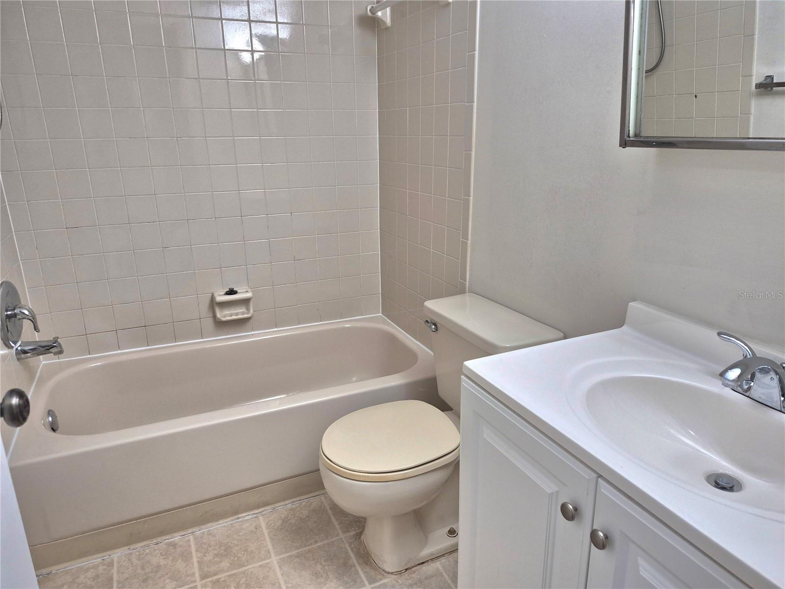 3025 Bonaventure Cir #101 Property Photo 18