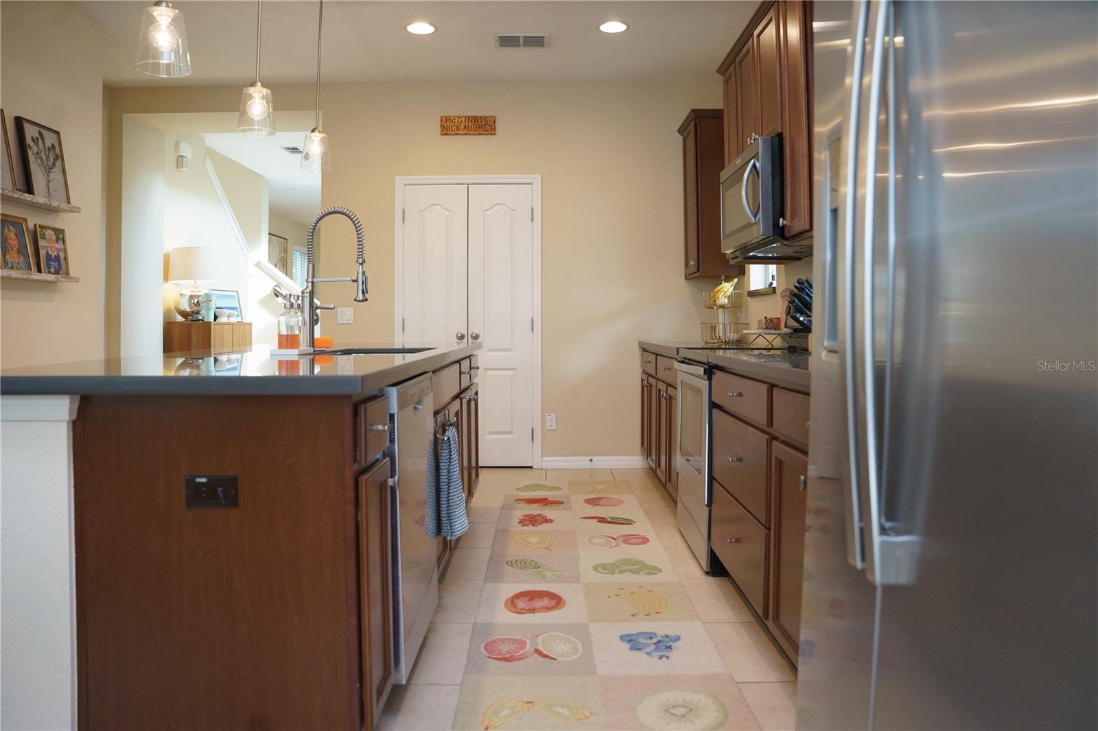 7226 Milestone Dr Property Photo 13