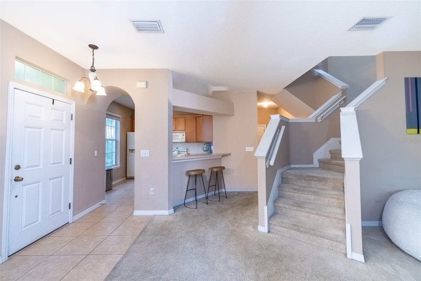 6717 Eagle Feather Dr Property Photo 6