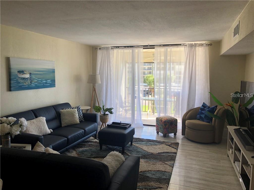 1460 Gulf Blvd #302 Property Photo 3