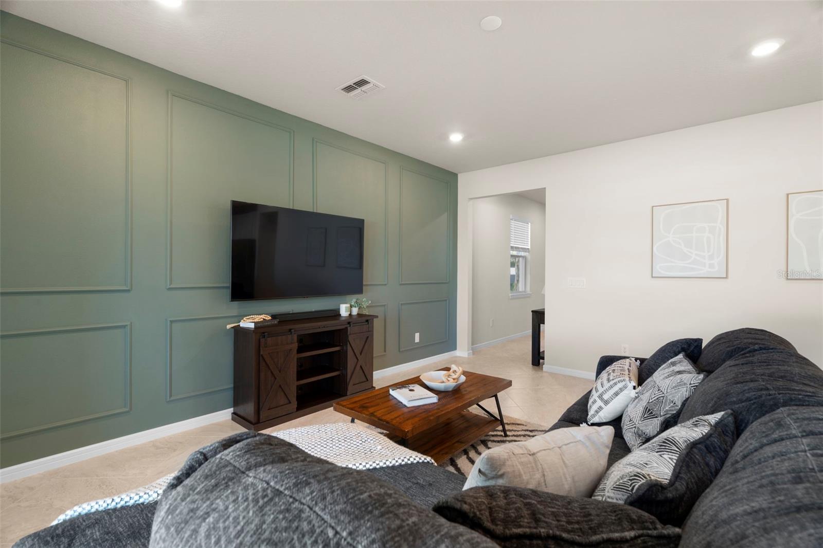 21051 Monza Loop Property Photo 9
