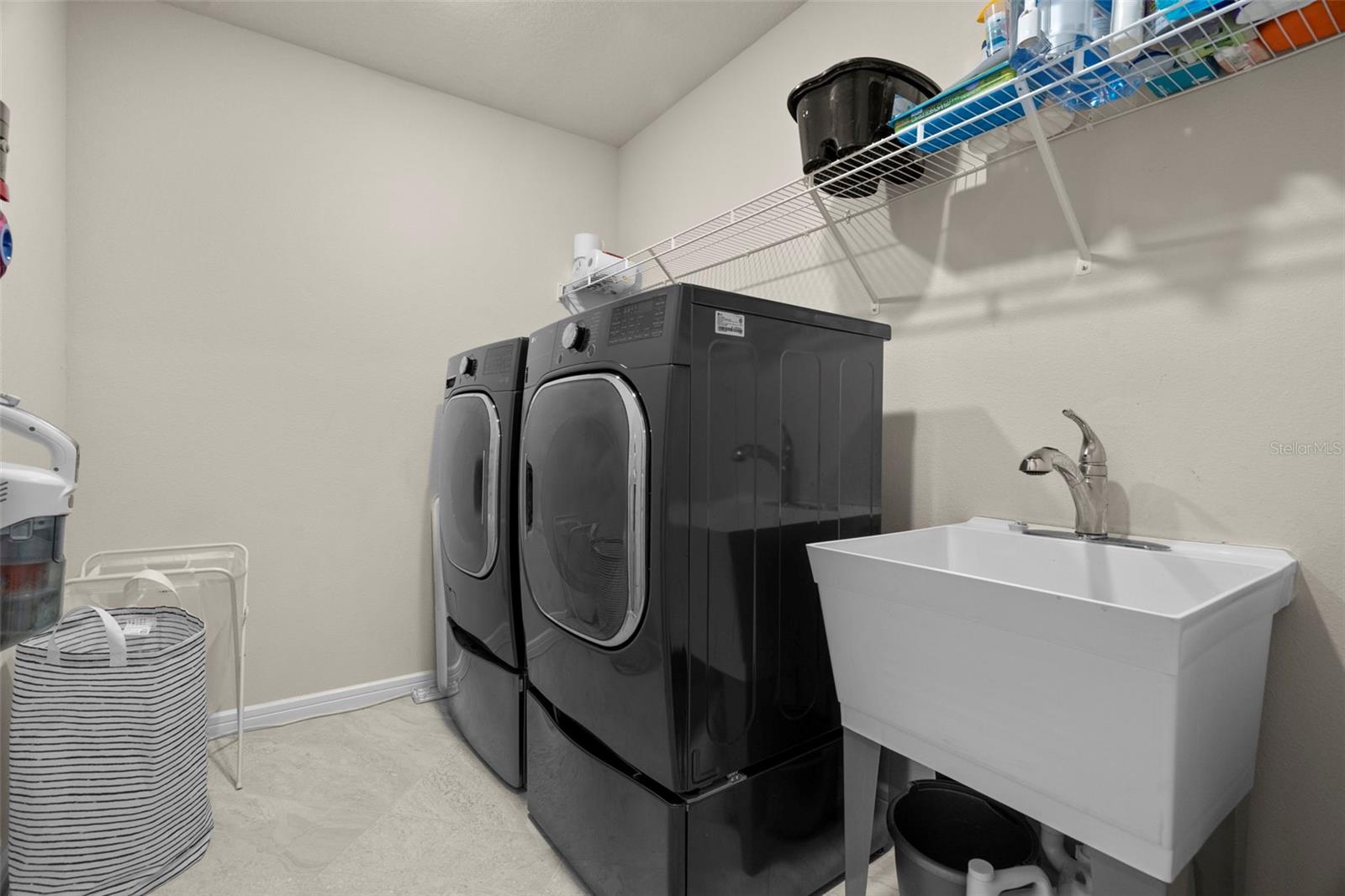 21051 Monza Loop Property Photo 40