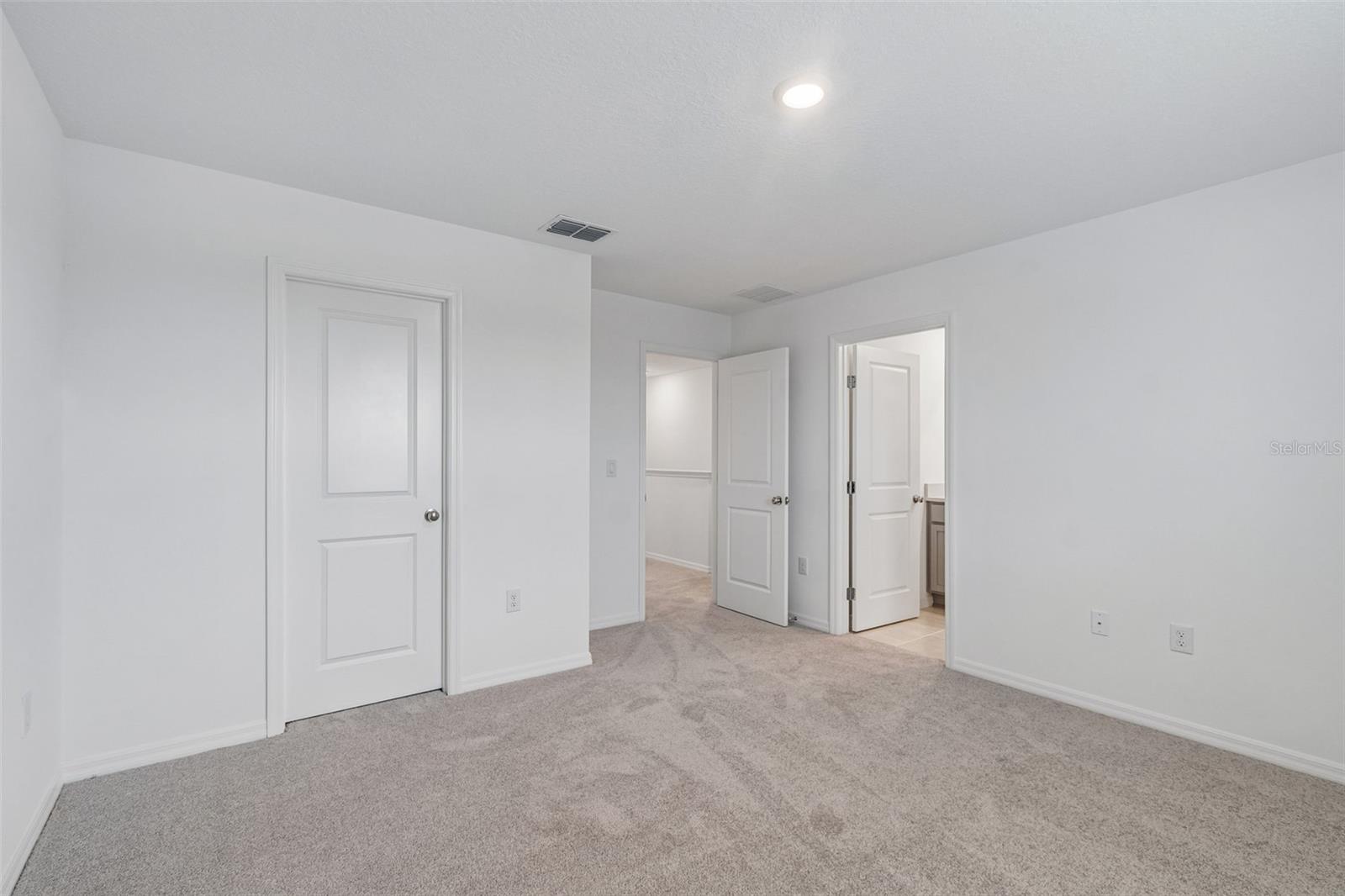 13159 Stable Pl Property Photo 11