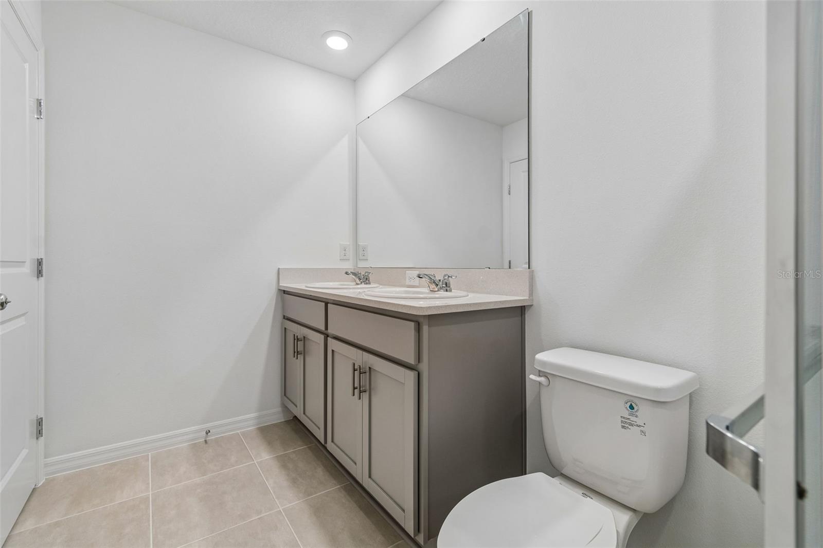 13159 Stable Pl Property Photo 13