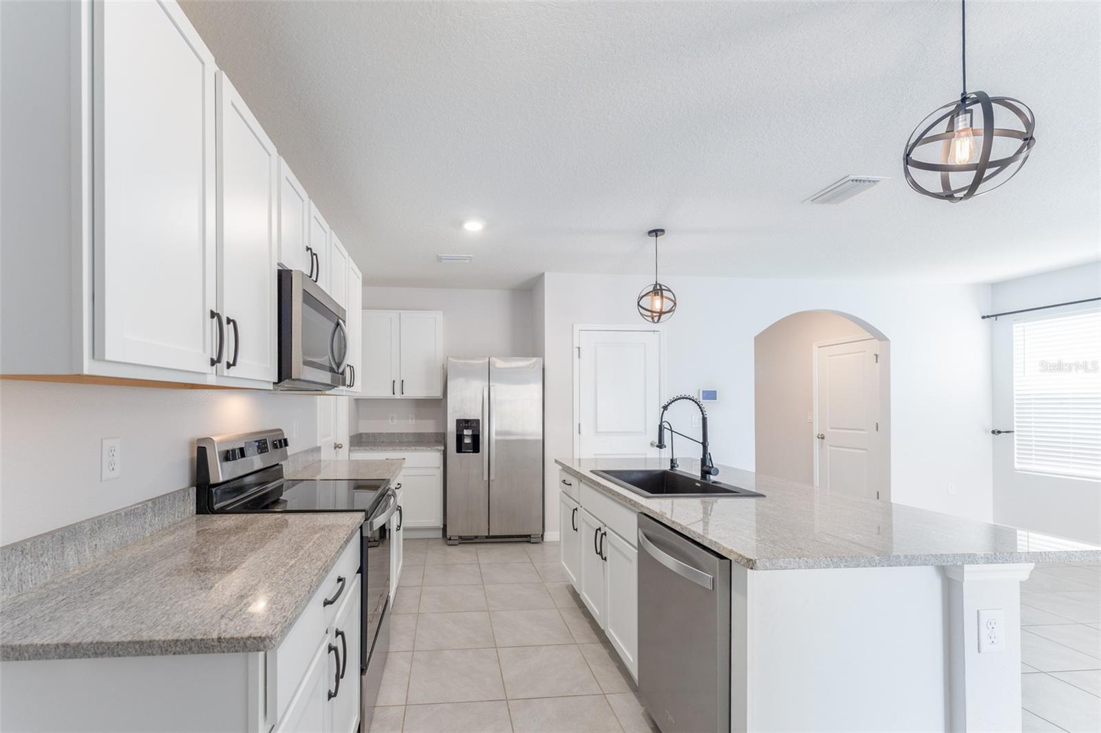 17031 Blister Wing Dr Property Photo 8