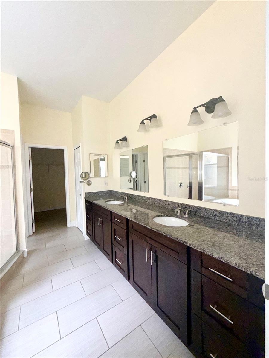 4349 Crystal Downs Ct Property Photo 12