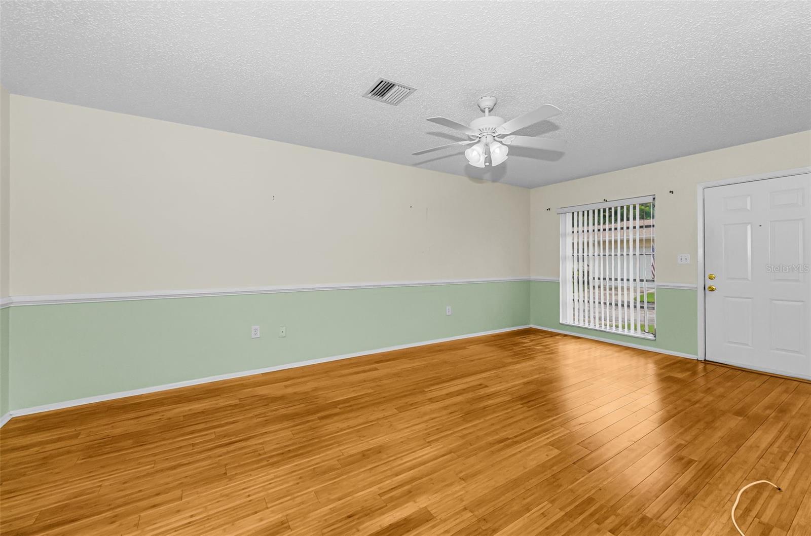 830 Cambridge Ct Property Photo 9
