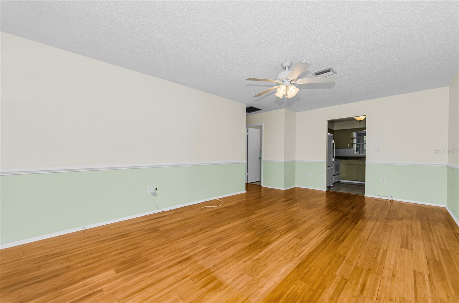 830 Cambridge Ct Property Photo 11