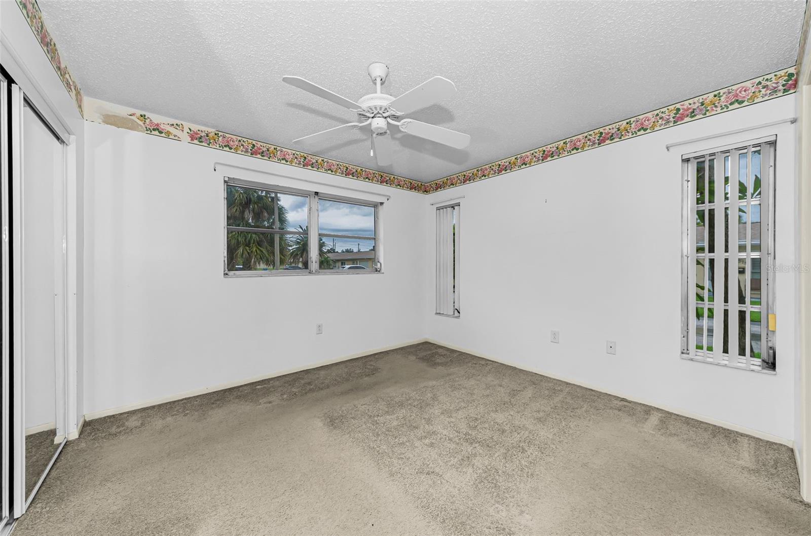 830 Cambridge Ct Property Photo 19