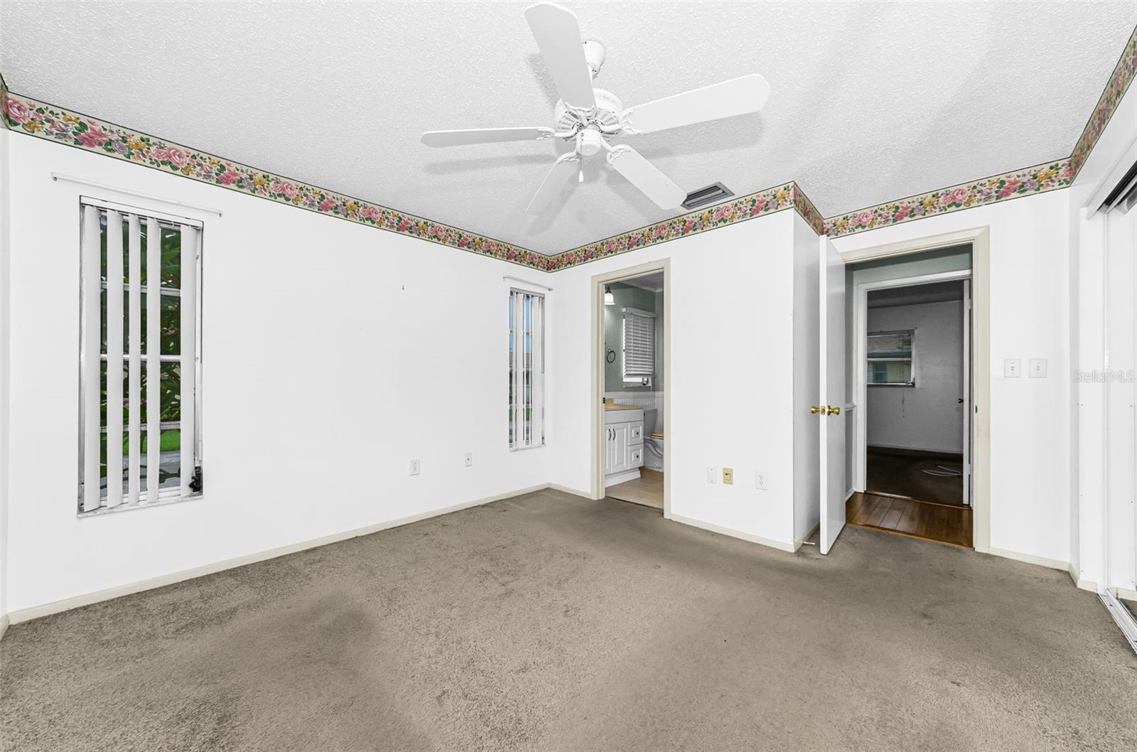 830 Cambridge Ct Property Photo 20