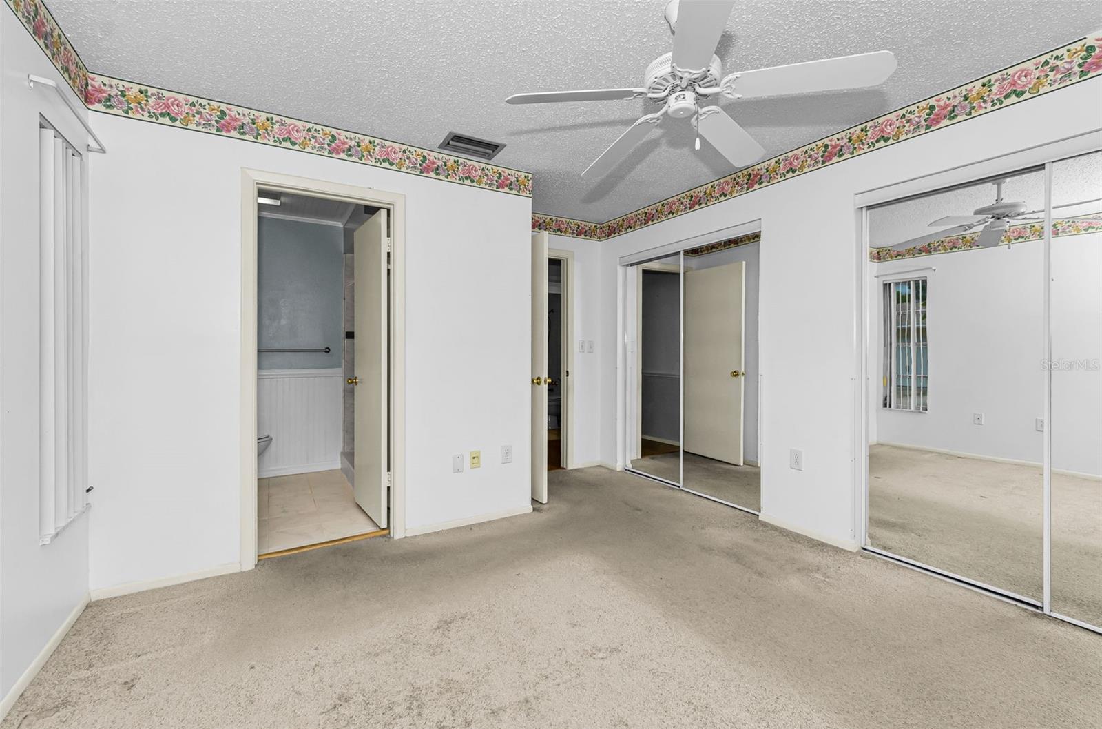 830 Cambridge Ct Property Photo 21