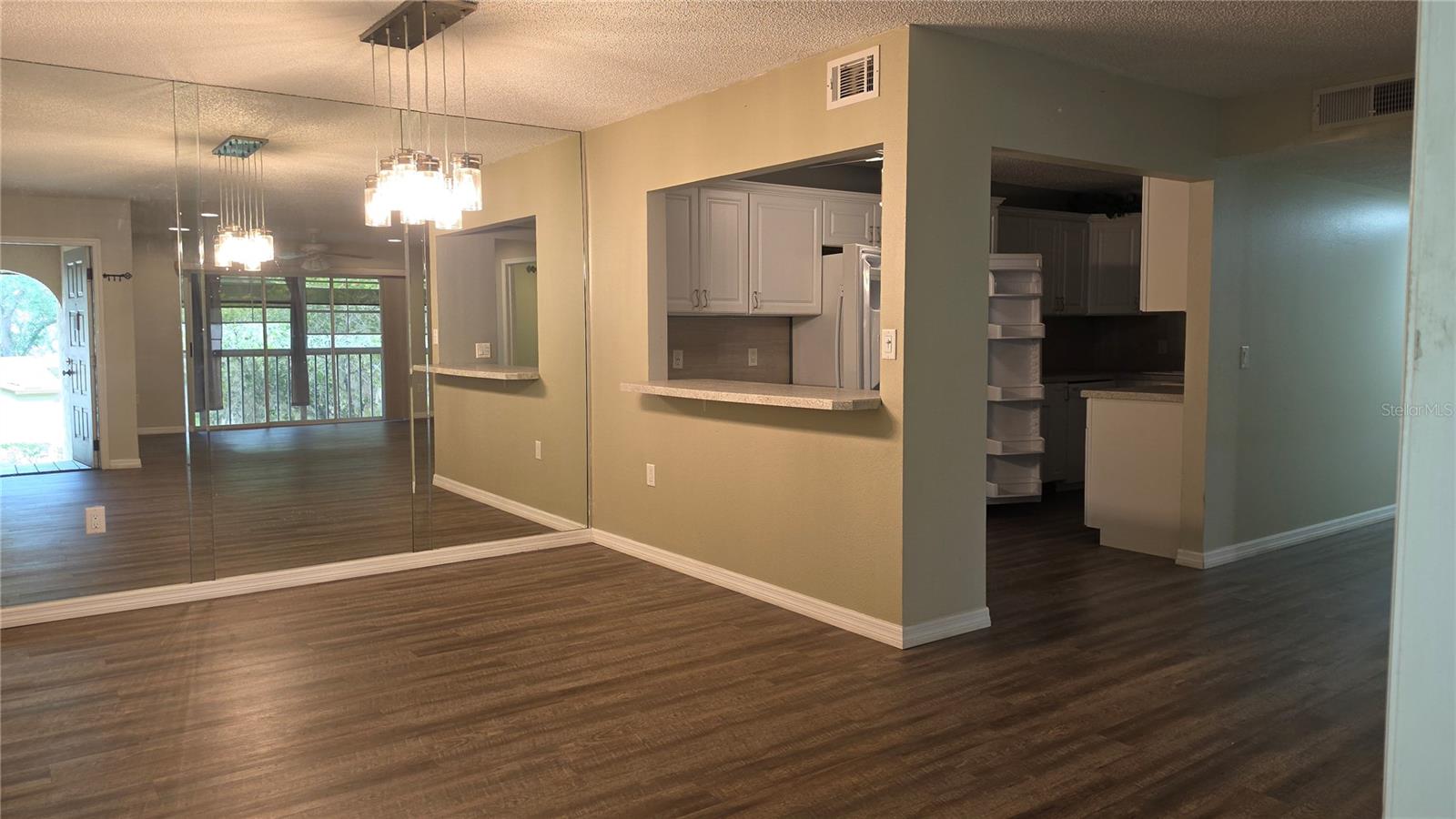 12119 Sunny Glen Ln #e2 Property Photo 3