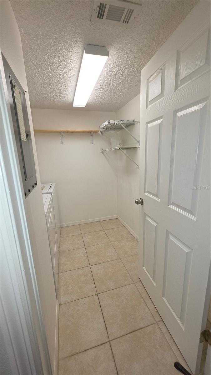 12119 Sunny Glen Ln #e2 Property Photo 17