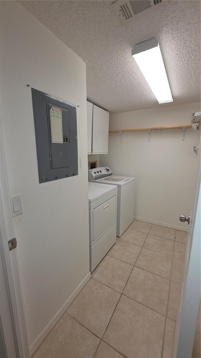 12119 Sunny Glen Ln #e2 Property Photo 18