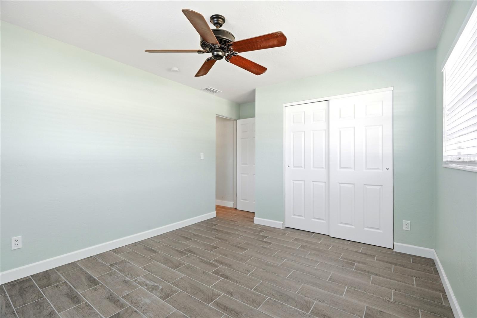 8765 55th Way N Property Photo 17