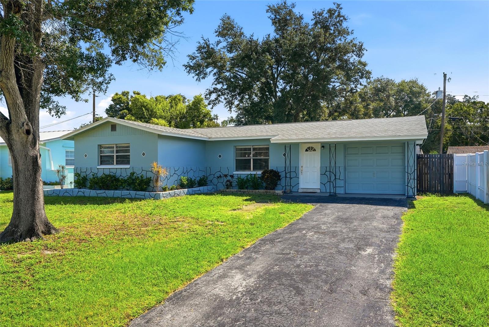 8765 55th Way N Property Photo 19