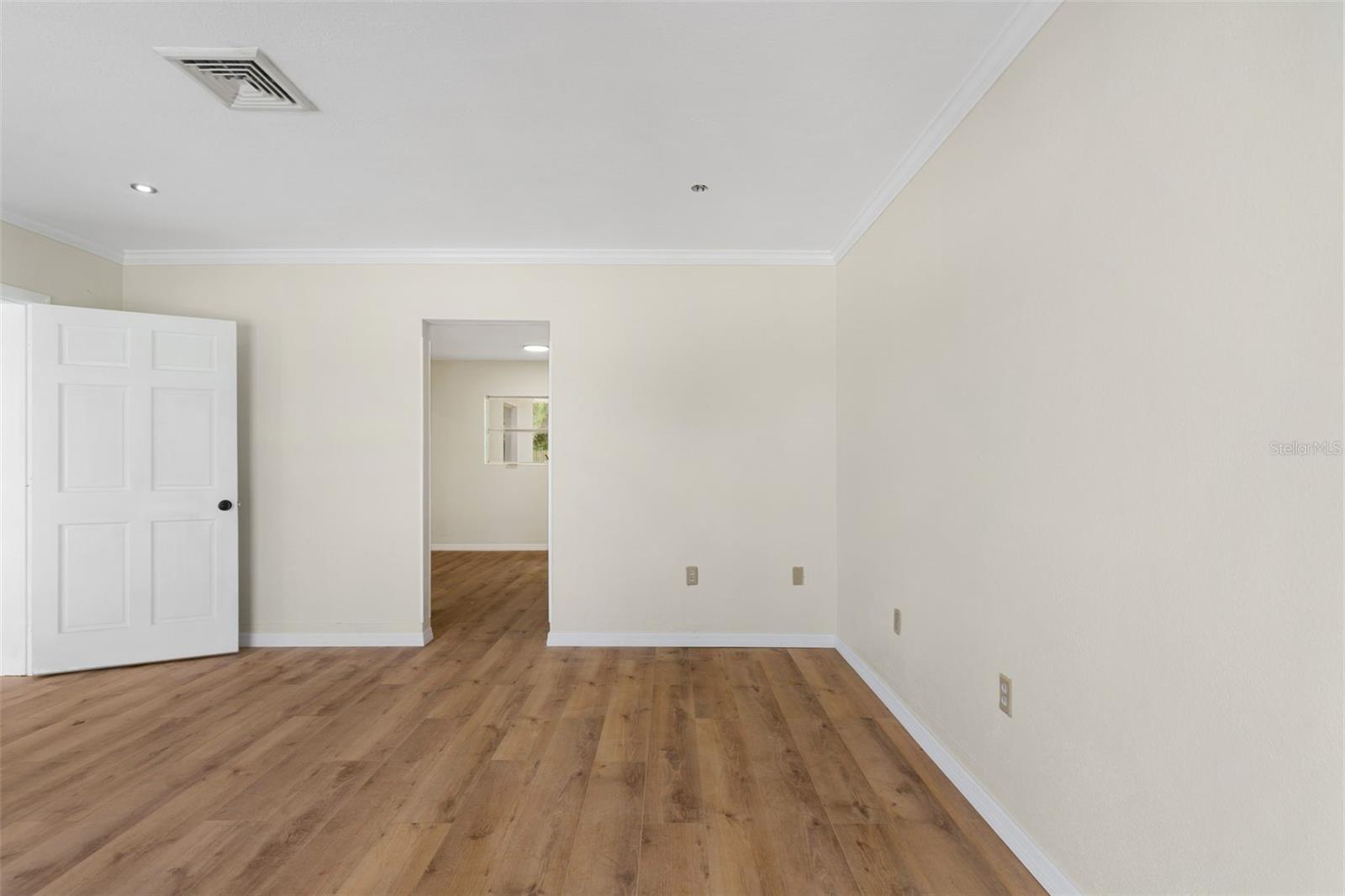 1455 Court St Property Photo 4