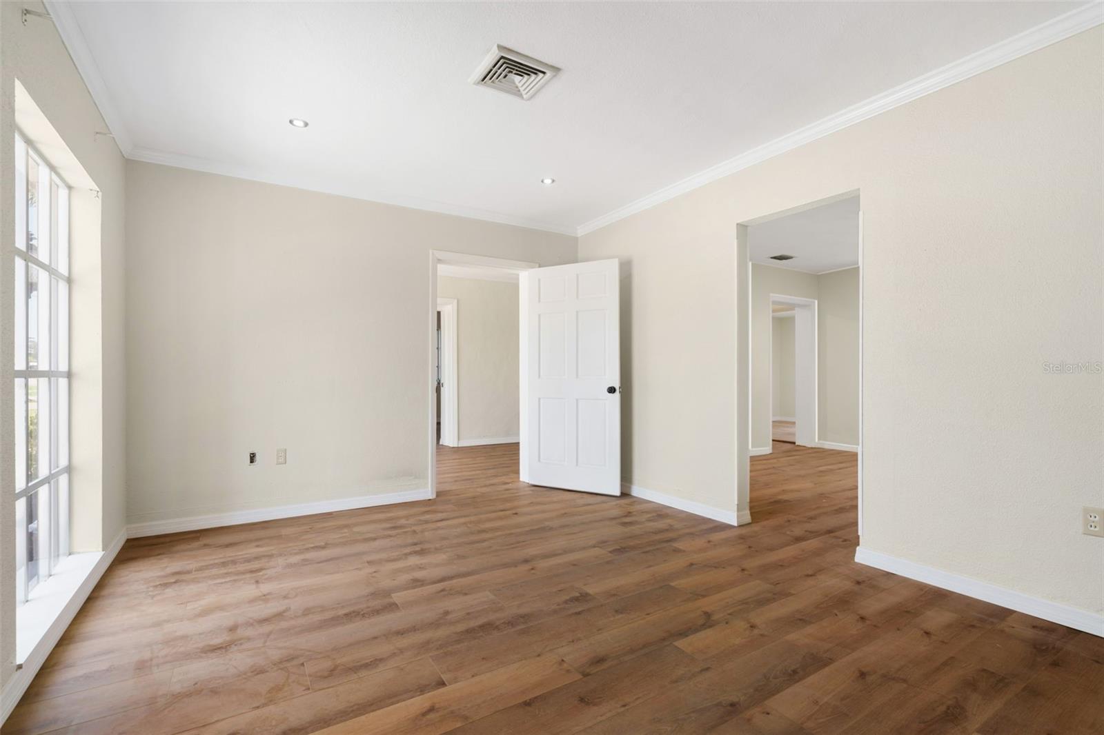 1455 Court St Property Photo 5
