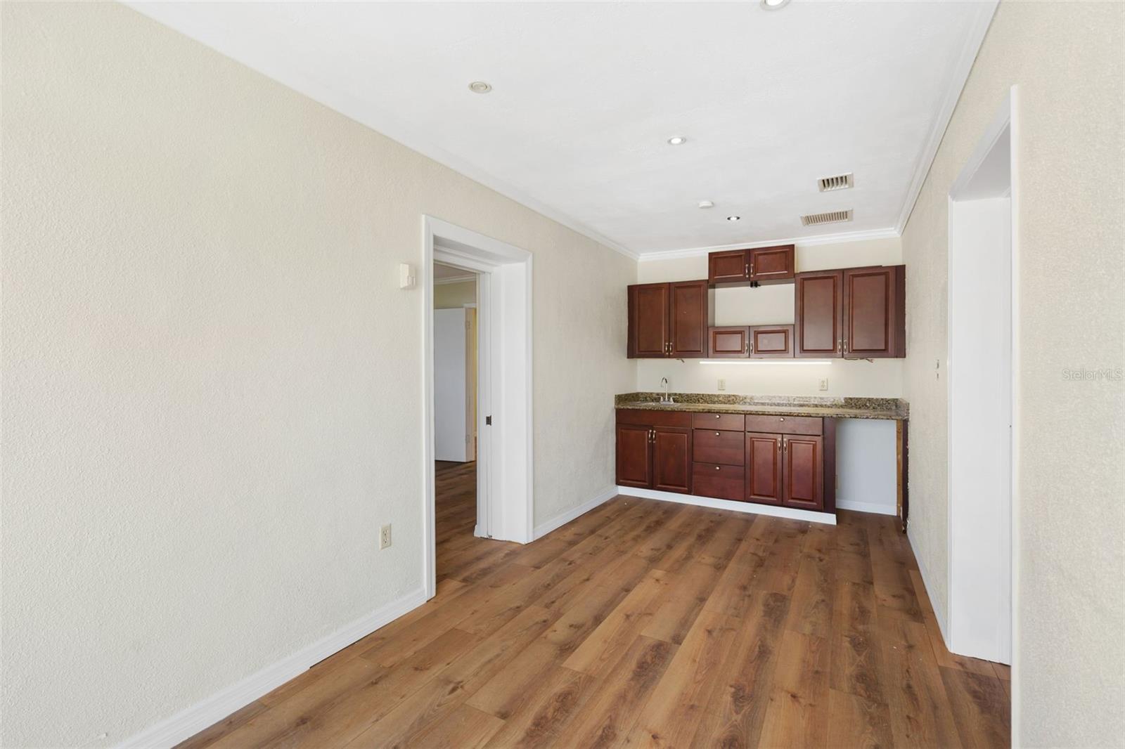 1455 Court St Property Photo 8