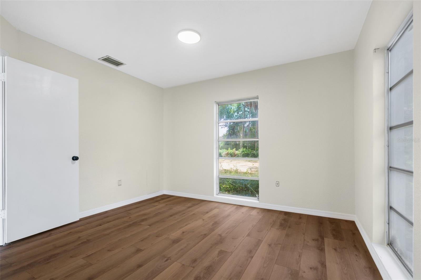 1455 Court St Property Photo 20