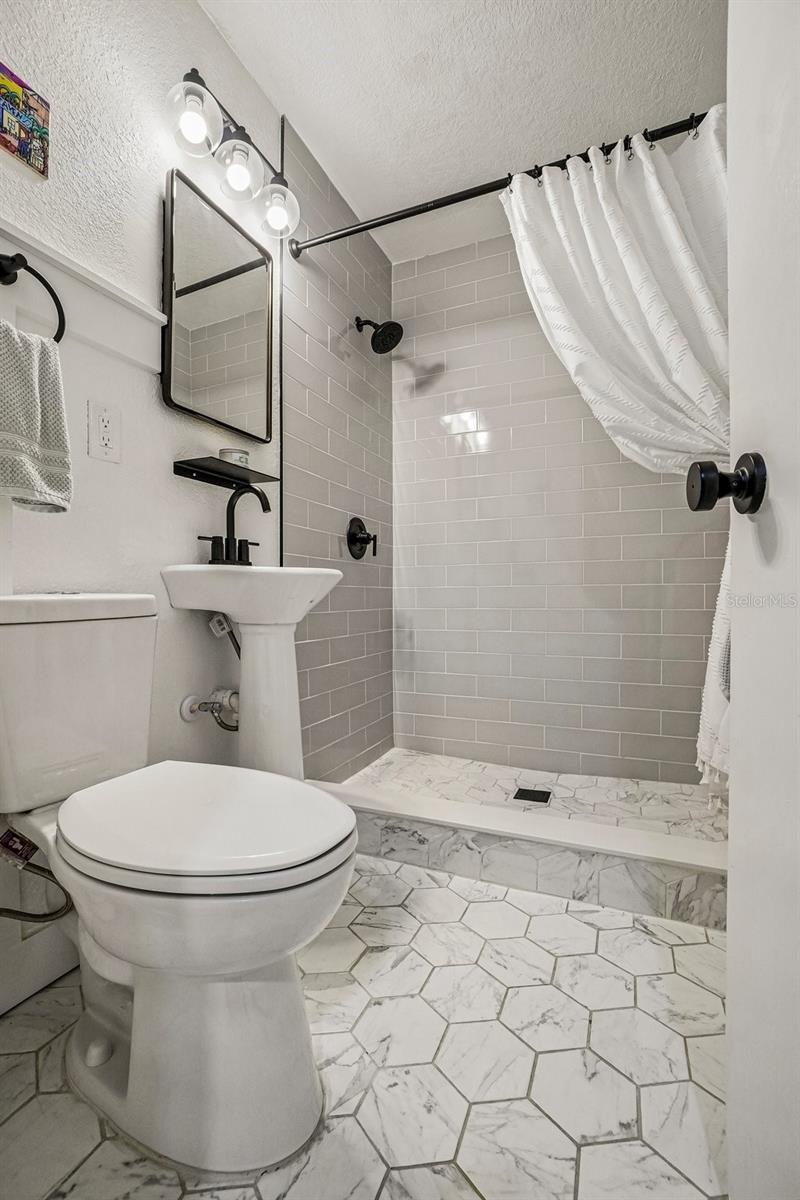 4703 W Wallace Ave Property Photo 26