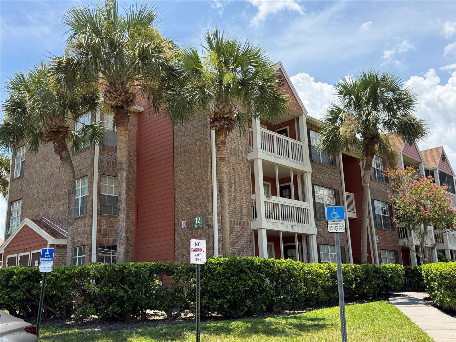 10200 Gandy Blvd N #1235 Property Photo 1