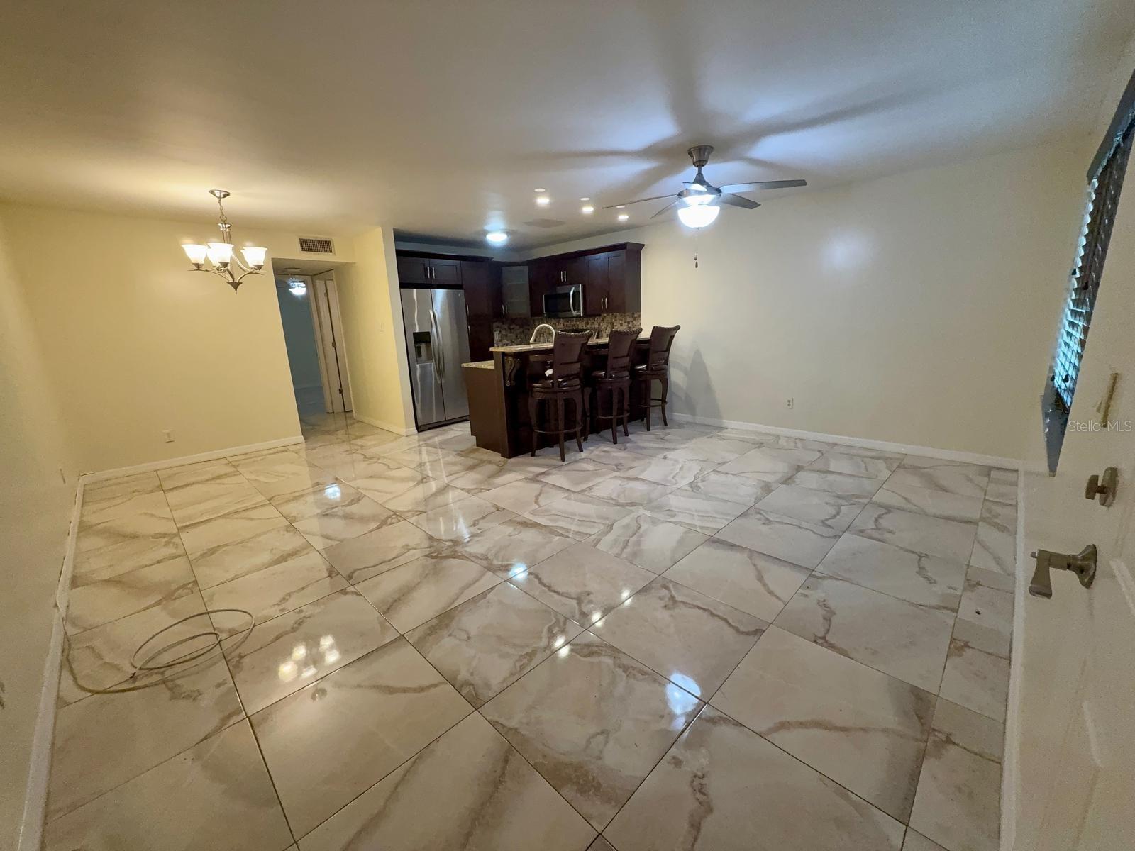 9109 W Hillsborough Ave #j109 Property Photo 3