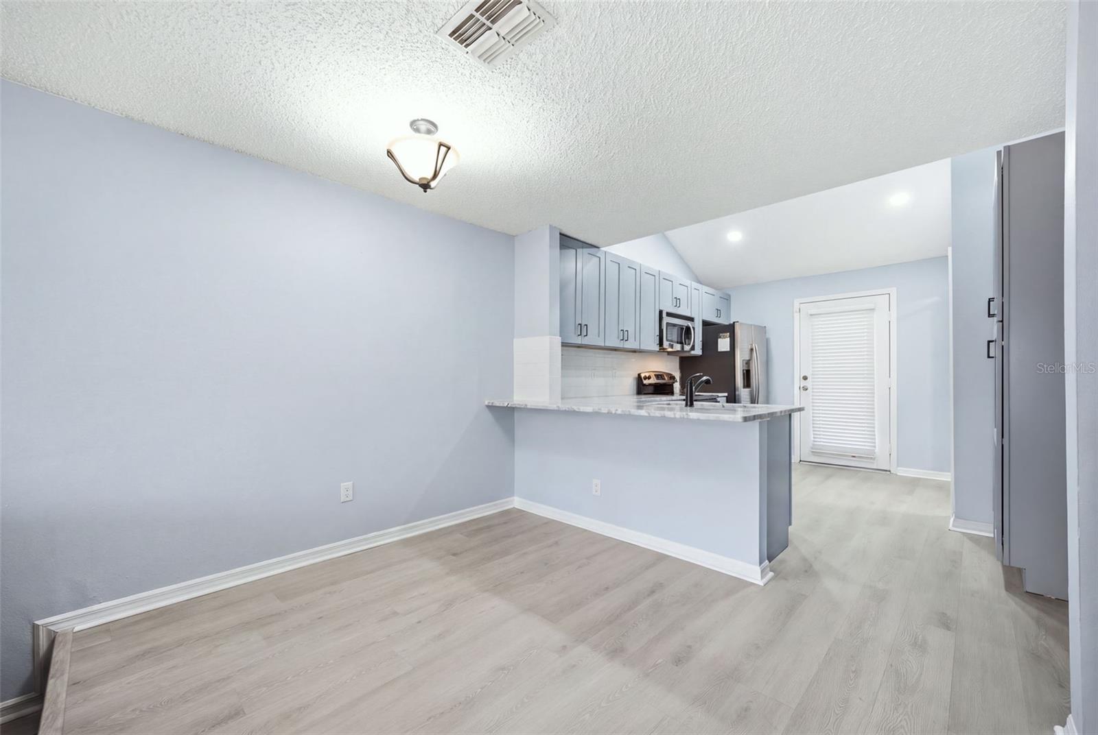 3401 Cypress Head Ct Property Photo 5