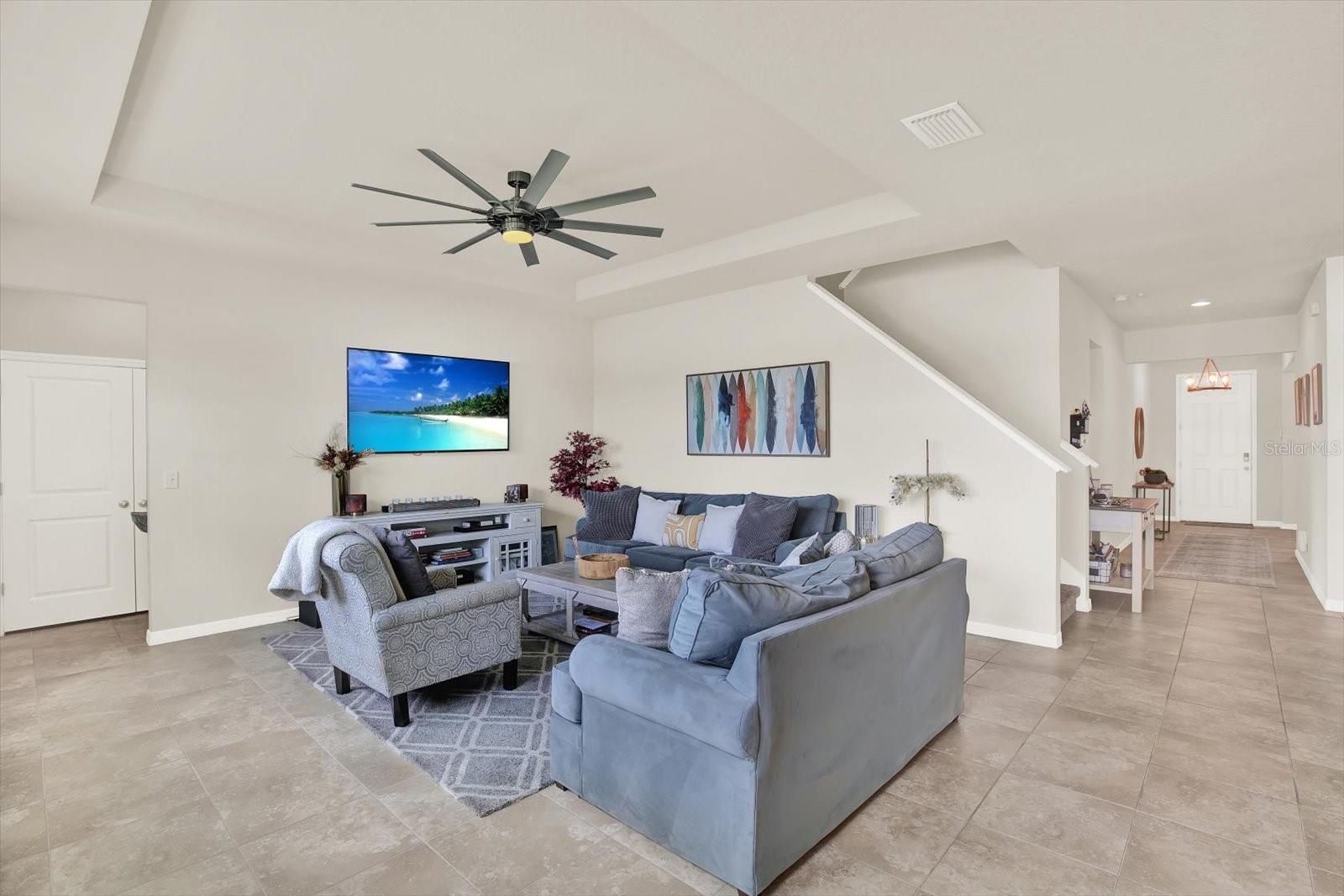 6723 Devesta Loop Property Photo 2